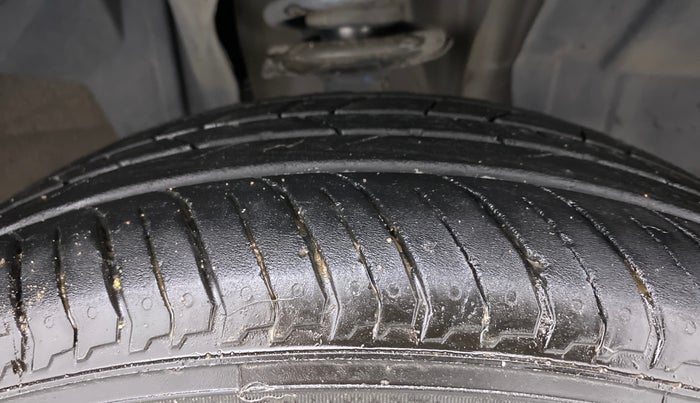 2021 Renault Kiger RXZ MT, Petrol, Manual, 37,121 km, Right Front Tyre Tread