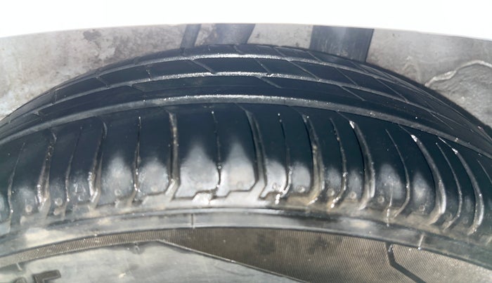 2019 Honda Amaze 1.2L I-VTEC VX CVT, CNG, Automatic, 63,521 km, Left Rear Tyre Tread