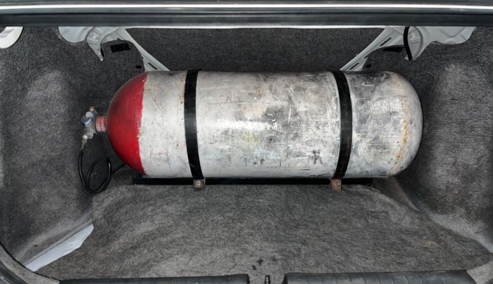 2019 Honda Amaze 1.2L I-VTEC VX CVT, CNG, Automatic, 63,521 km, Boot Inside