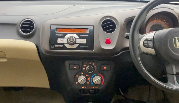 2012 Honda Brio V MT, Petrol, Manual, 70,175 km, Air Conditioner