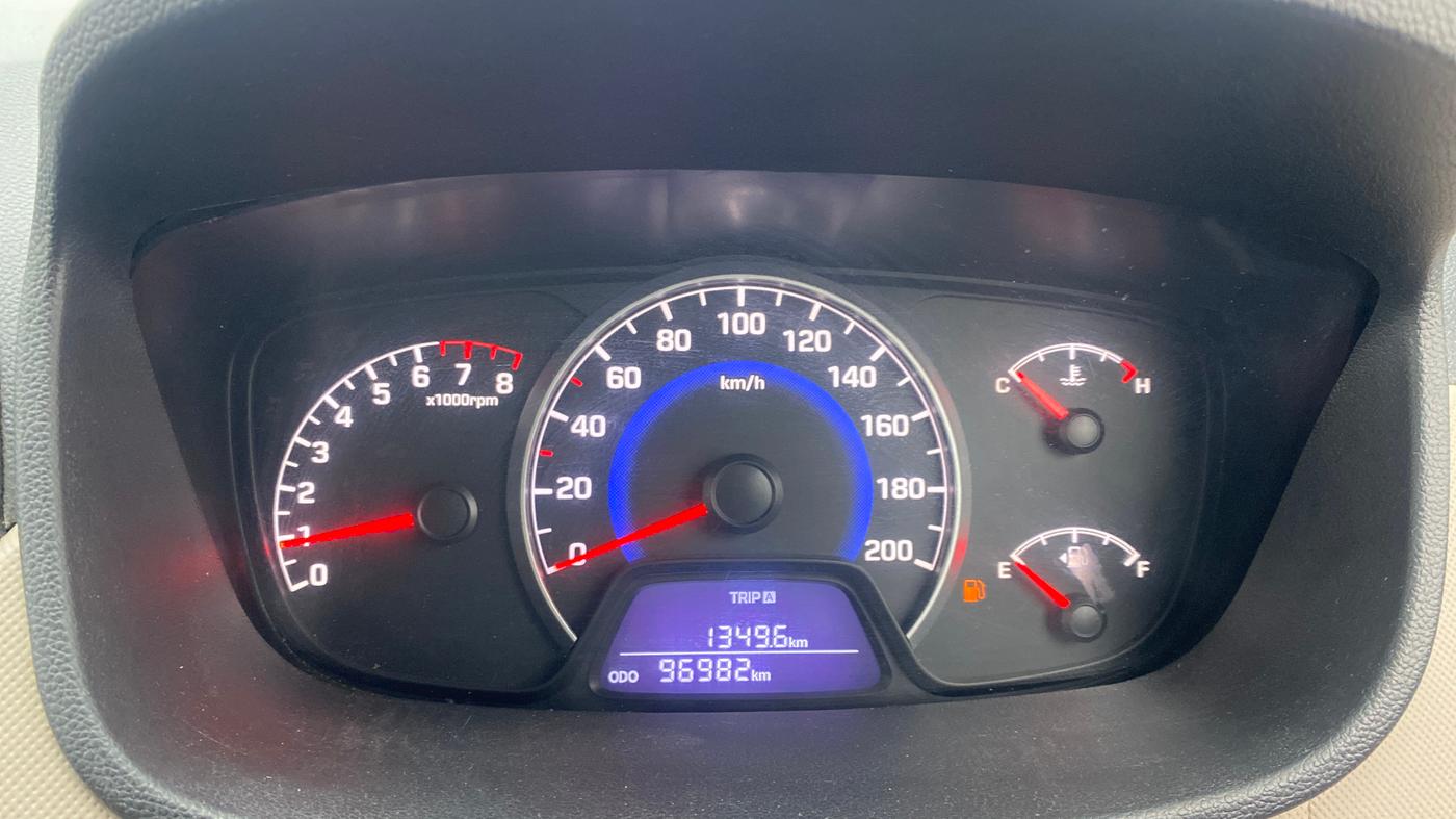 2015 Hyundai Grand i10 SPORTZ 1.2 KAPPA VTVT, Petrol, Manual, 96,981 km, Odometer Image