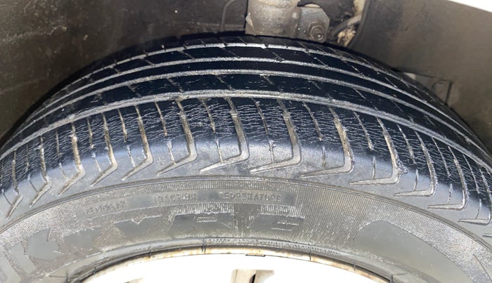 2020 Maruti New Wagon-R LXI CNG 1.0, CNG, Manual, 26,472 km, Right Front Tyre Tread