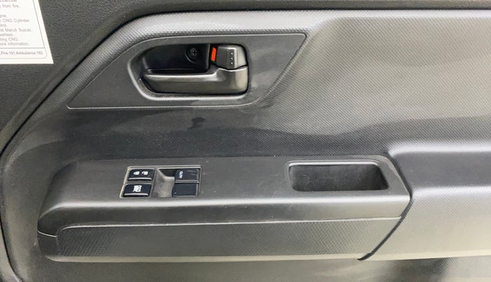 2020 Maruti New Wagon-R LXI CNG 1.0, CNG, Manual, 26,472 km, Driver Side Door Panels Control