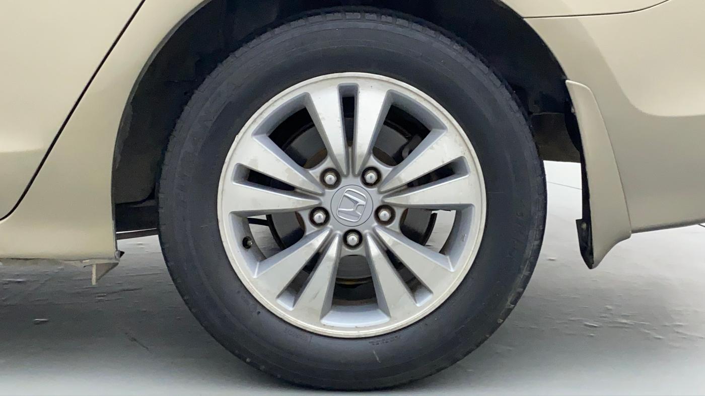 2011 Honda Accord 2.4 MT, Petrol, Manual, 66,093 km, Left Rear Wheel