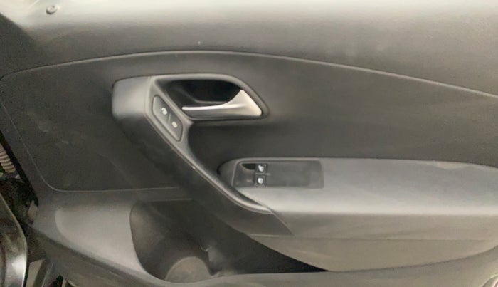 2016 Volkswagen Polo TRENDLINE 1.2L PETROL, Petrol, Manual, 38,803 km, Driver Side Door Panels Control