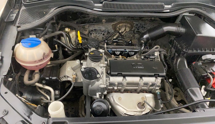 2016 Volkswagen Polo TRENDLINE 1.2L PETROL, Petrol, Manual, 38,803 km, Engine View - Right