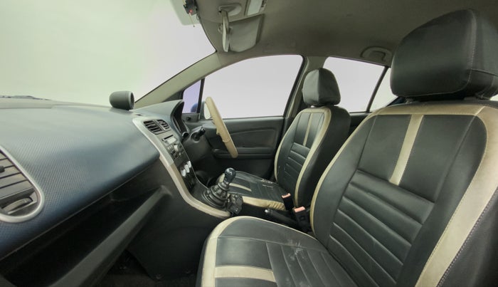 2010 Maruti Ritz VXI, Petrol, Manual, 85,551 km, Right Side Front Door Cabin