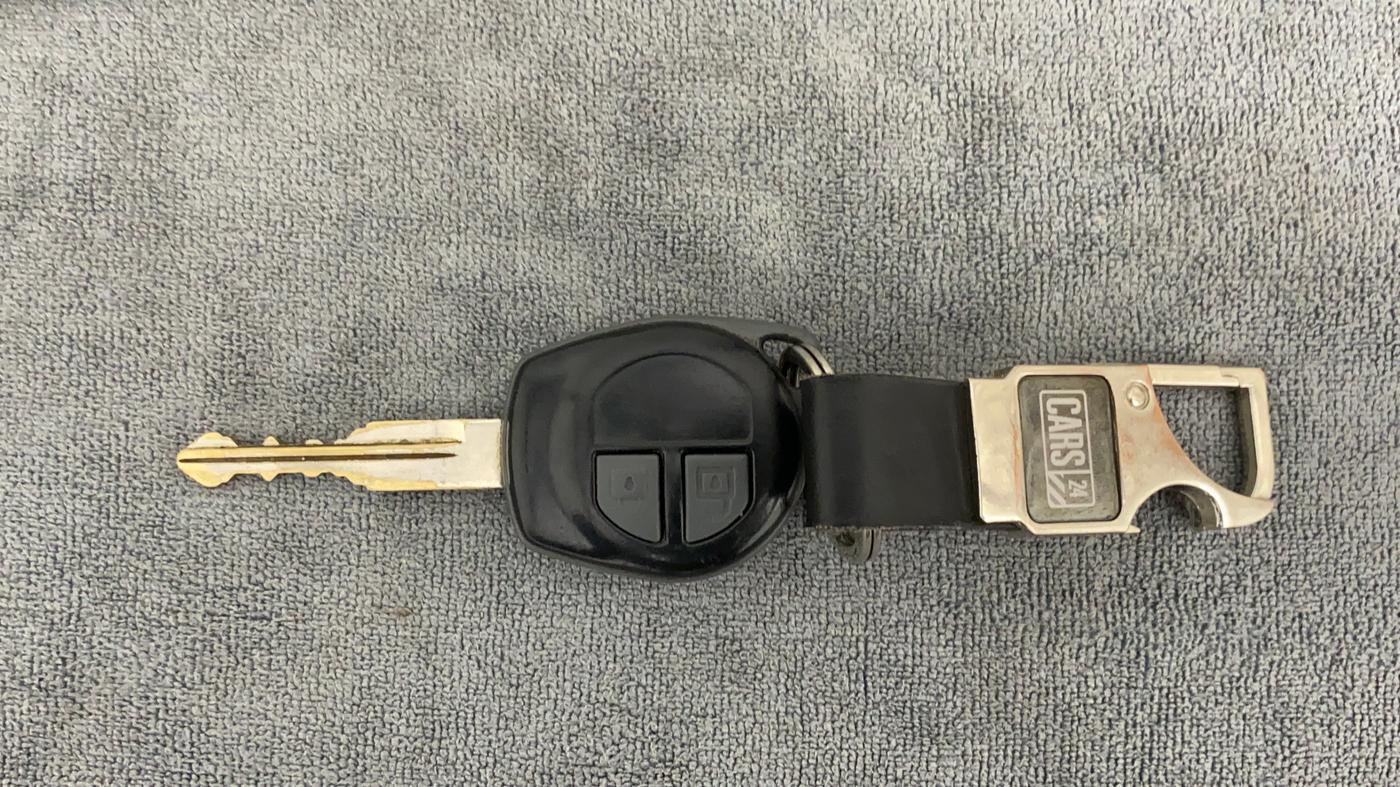 2010 Maruti Ritz VXI, Petrol, Manual, 85,551 km, Key Close Up