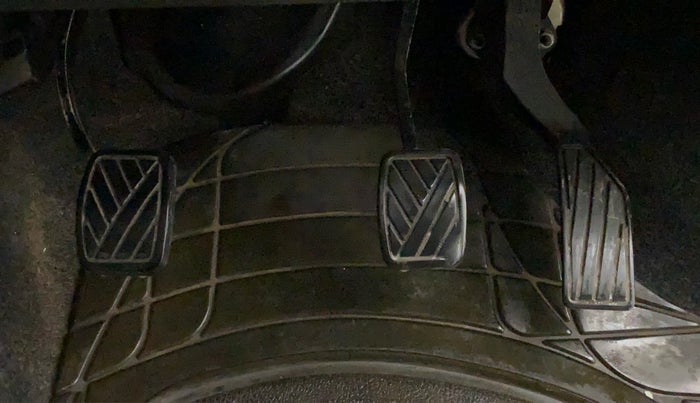 2010 Maruti Ritz VXI, Petrol, Manual, 85,551 km, Pedals