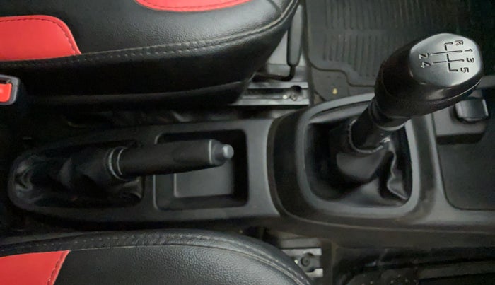 2019 Renault Kwid RXL, Petrol, Manual, 13,907 km, Gear Lever