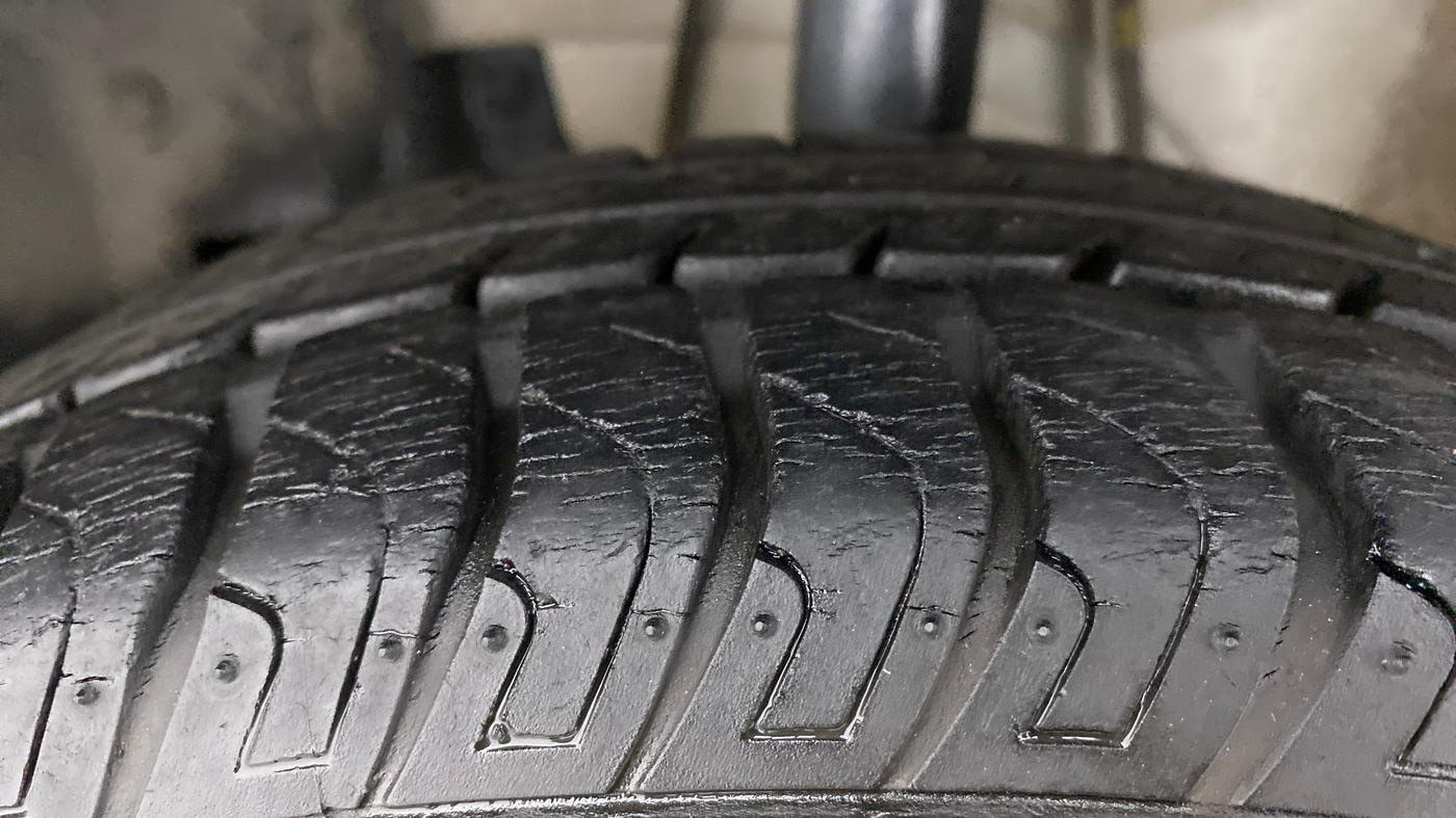 2015 Datsun Go T, Petrol, Manual, 14,922 km, Left Front Tyre Tread