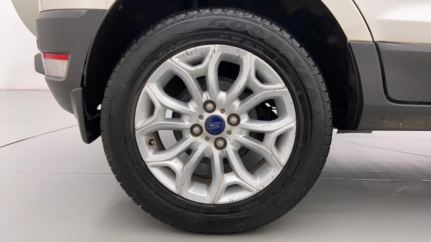 2015 Ford Ecosport 1.5 TITANIUM TI VCT AT, Petrol, Automatic, 68,574 km, Right Rear Wheel