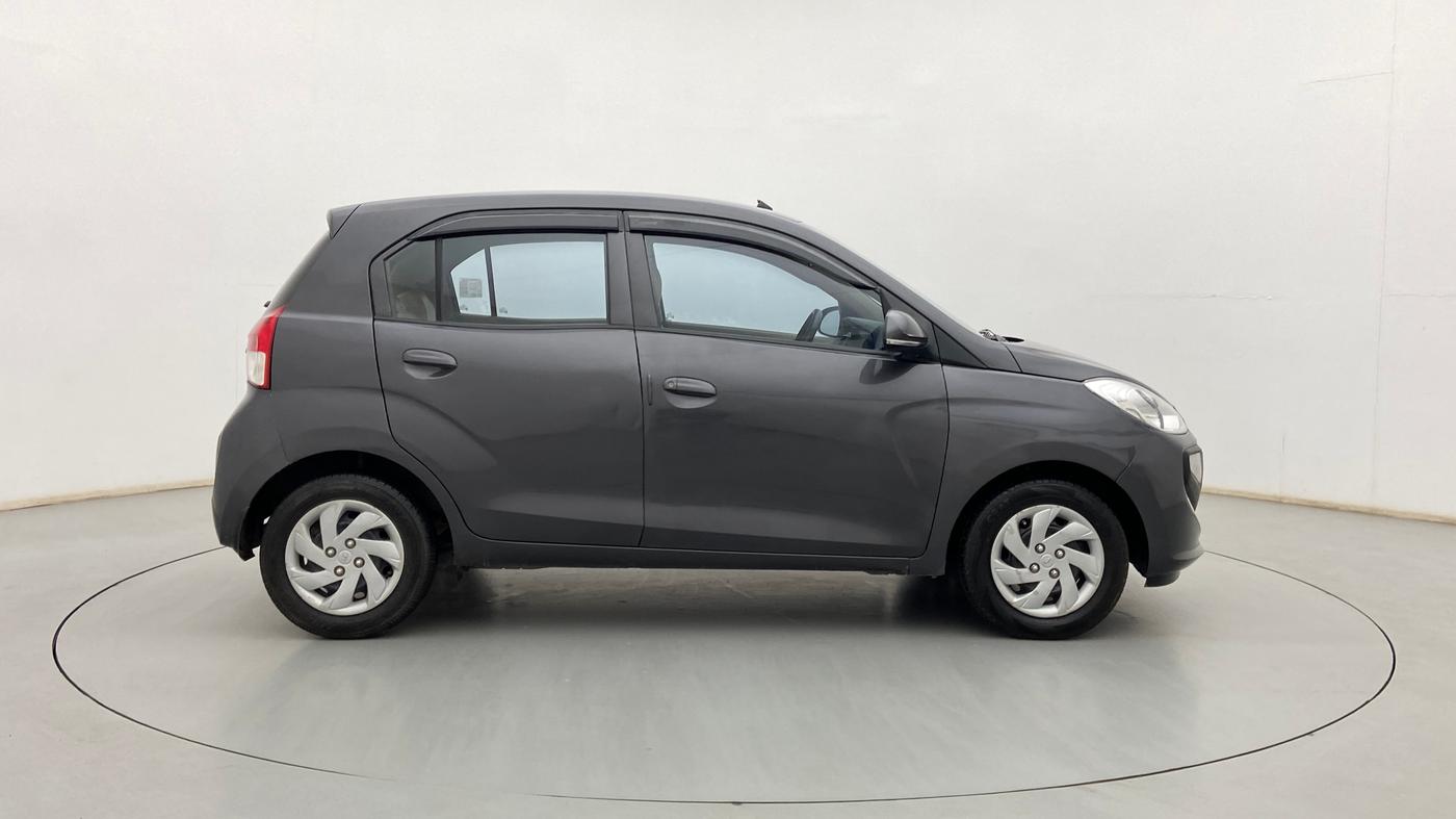 2019 Hyundai NEW SANTRO ASTA MT, Petrol, Manual, 21,686 km, Right Side View