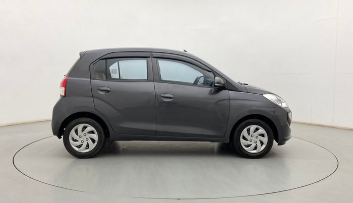 2019 Hyundai NEW SANTRO ASTA MT, Petrol, Manual, 21,686 km, Right Side View