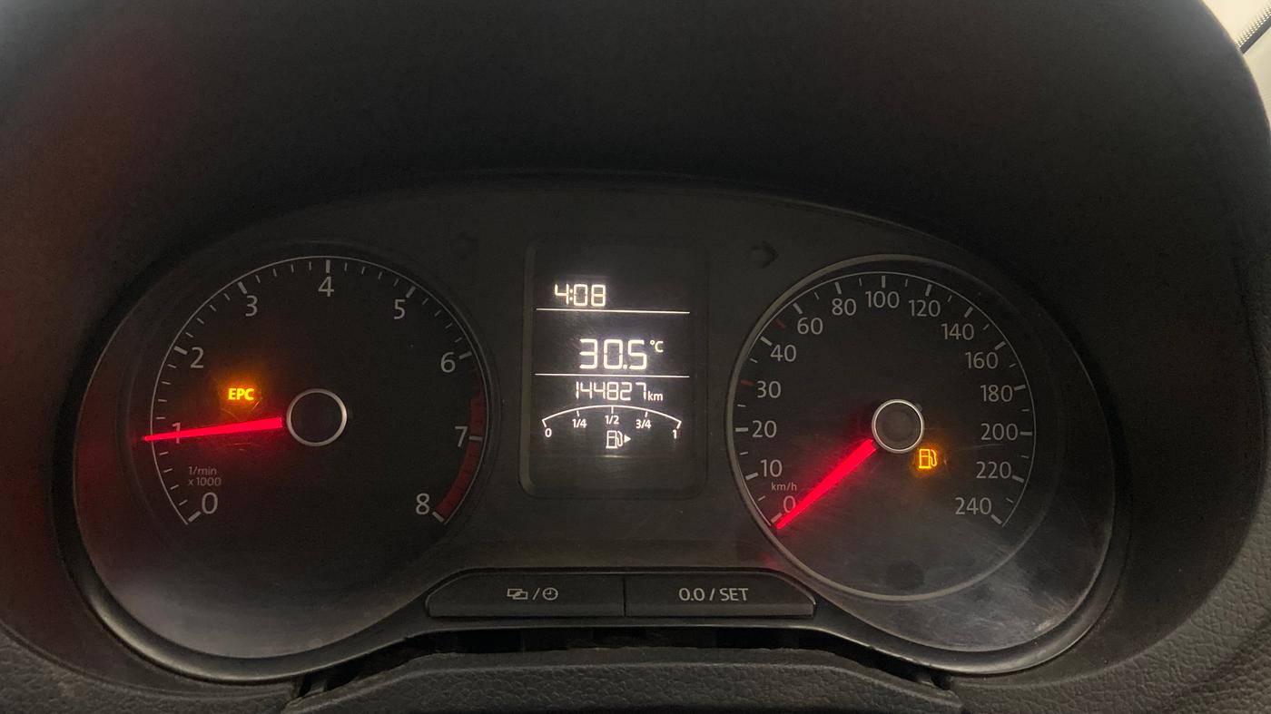 2021 Volkswagen Polo TRENDLINE 1.0L, Petrol, Manual, 1,44,796 km, Odometer Image