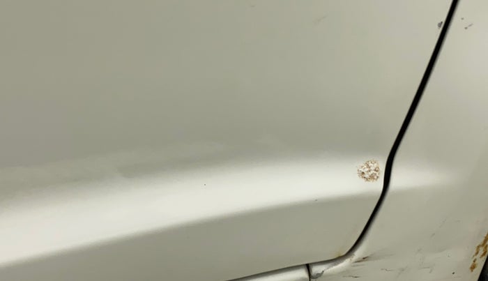 2011 Maruti Swift LXI, Petrol, Manual, 78,858 km, Driver-side door - Slightly rusted