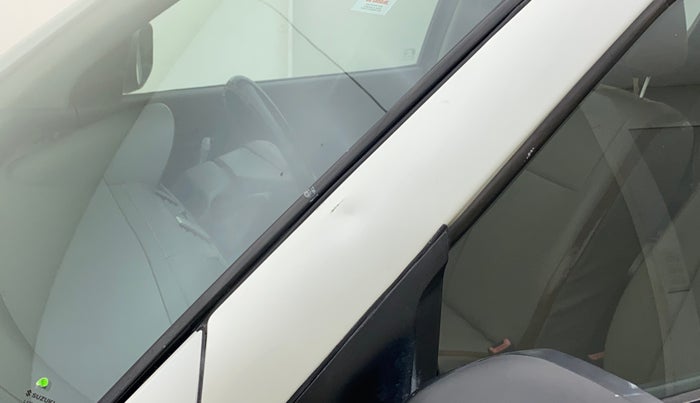 2011 Maruti Swift LXI, Petrol, Manual, 78,858 km, Left A pillar - Slightly dented