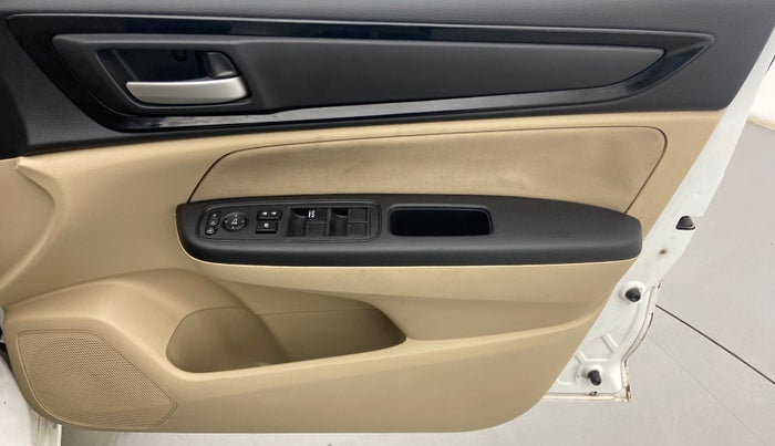 2018 Honda Amaze 1.2L I-VTEC V, Petrol, Manual, 97,090 km, Driver Side Door Panels Control