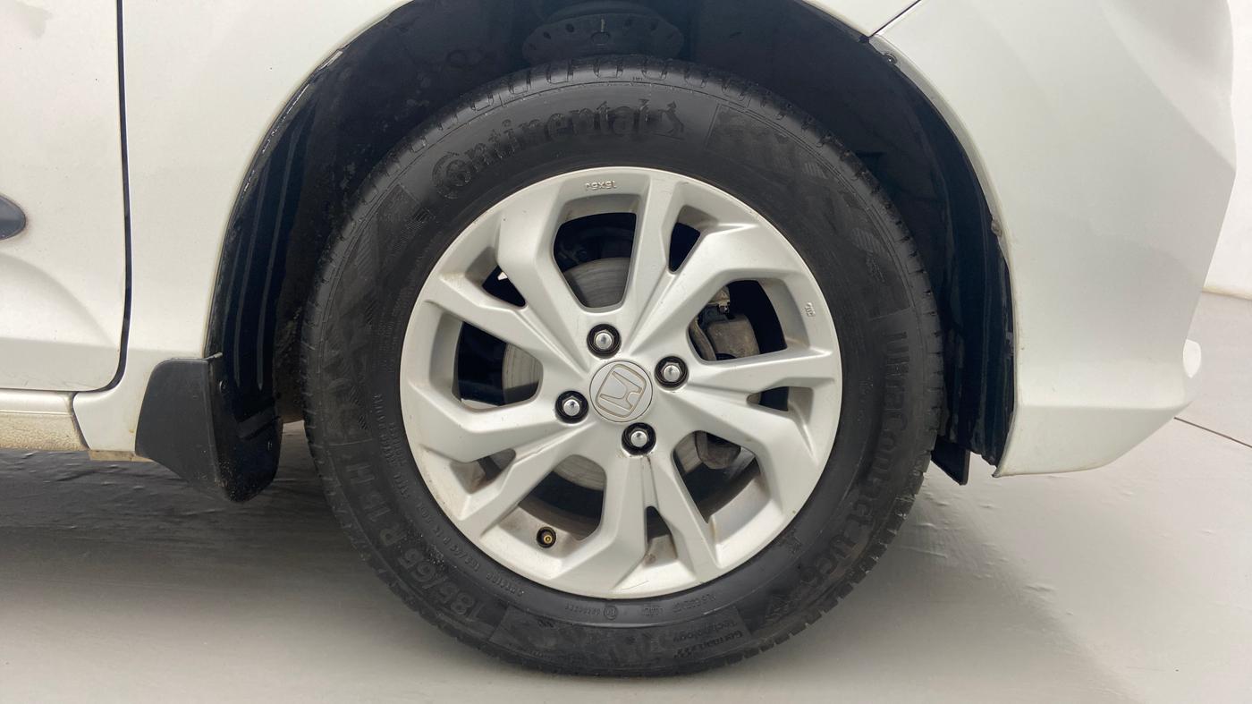 2018 Honda Amaze 1.2L I-VTEC V, Petrol, Manual, 97,090 km, Right Front Wheel