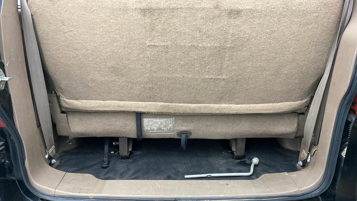 2012 Mahindra Xylo E8 ABS AIRBAG BS IV, Diesel, Manual, 78,422 km, Boot Inside