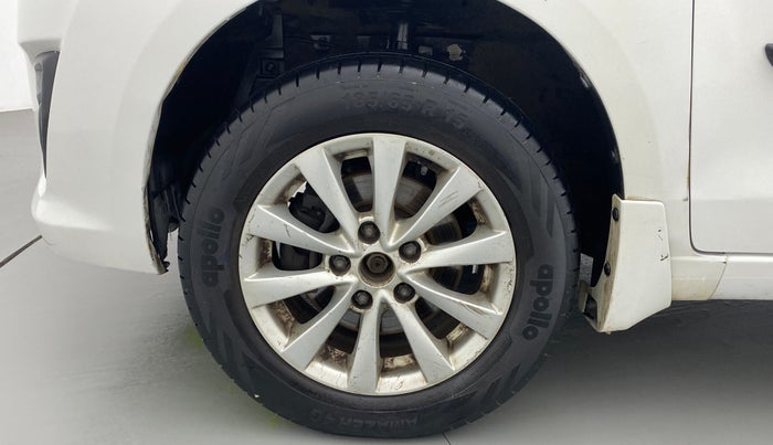 2012 Maruti Ertiga ZXI, CNG, Manual, 83,448 km, Left Front Wheel