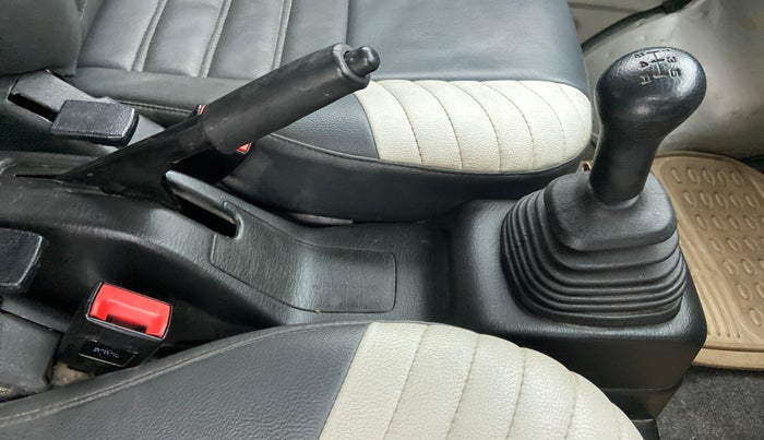 2018 Maruti Eeco 5 STR WITH A/C+HTR, Petrol, Manual, 28,945 km, Gear Lever