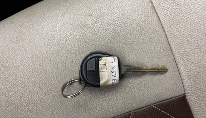 2015 Maruti Wagon R 1.0 VXI, Petrol, Manual, 52,852 km, Key Close Up