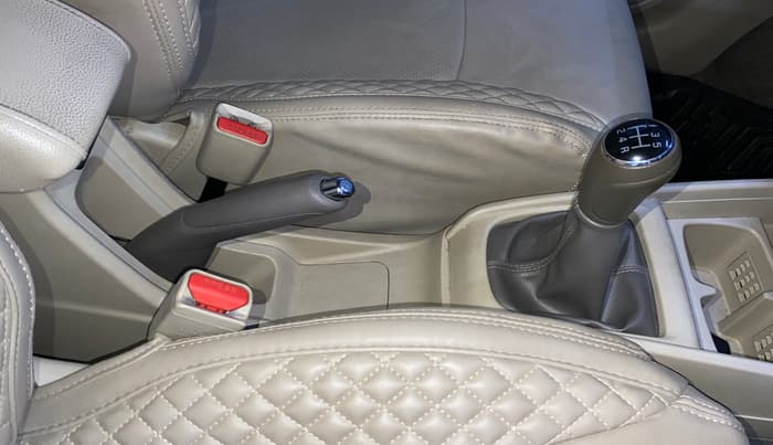 2024 Maruti Ertiga ZXI (O) CNG, CNG, Manual, 38,608 km, Gear Lever