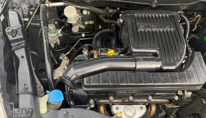 2015 Maruti Swift VXI, Petrol, Manual, 64,057 km, Engine View - Right