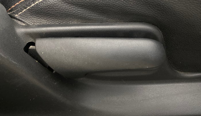 2015 Maruti Swift VXI, Petrol, Manual, 64,057 km, Driver Side Adjustment Panel