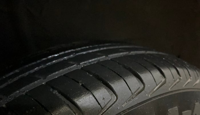 2021 Maruti New Wagon-R LXI CNG (O) 1.0, CNG, Manual, 33,265 km, Right Rear Tyre Tread