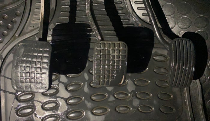 2017 Tata Tiago XZ PETROL, Petrol, Manual, 61,170 km, Pedals