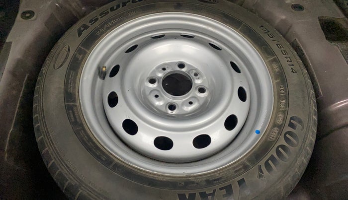 2017 Tata Tiago XZ PETROL, Petrol, Manual, 61,170 km, Spare Tyre