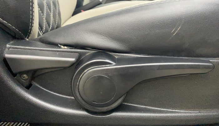 2017 Tata Tiago XZ PETROL, Petrol, Manual, 61,170 km, Driver Side Adjustment Panel