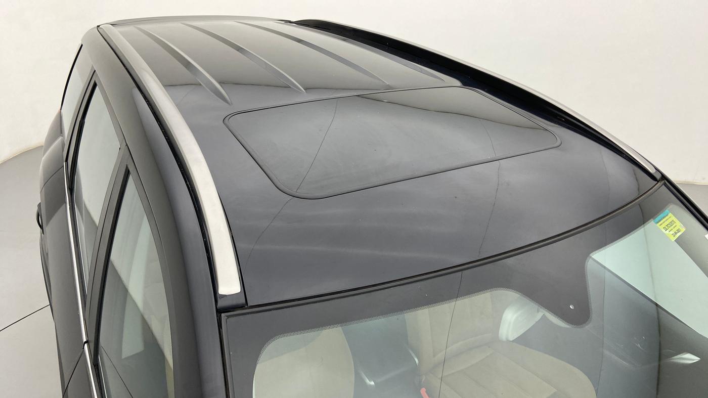 2021 Mahindra XUV500 W9, Diesel, Manual, 5,695 km, Roof