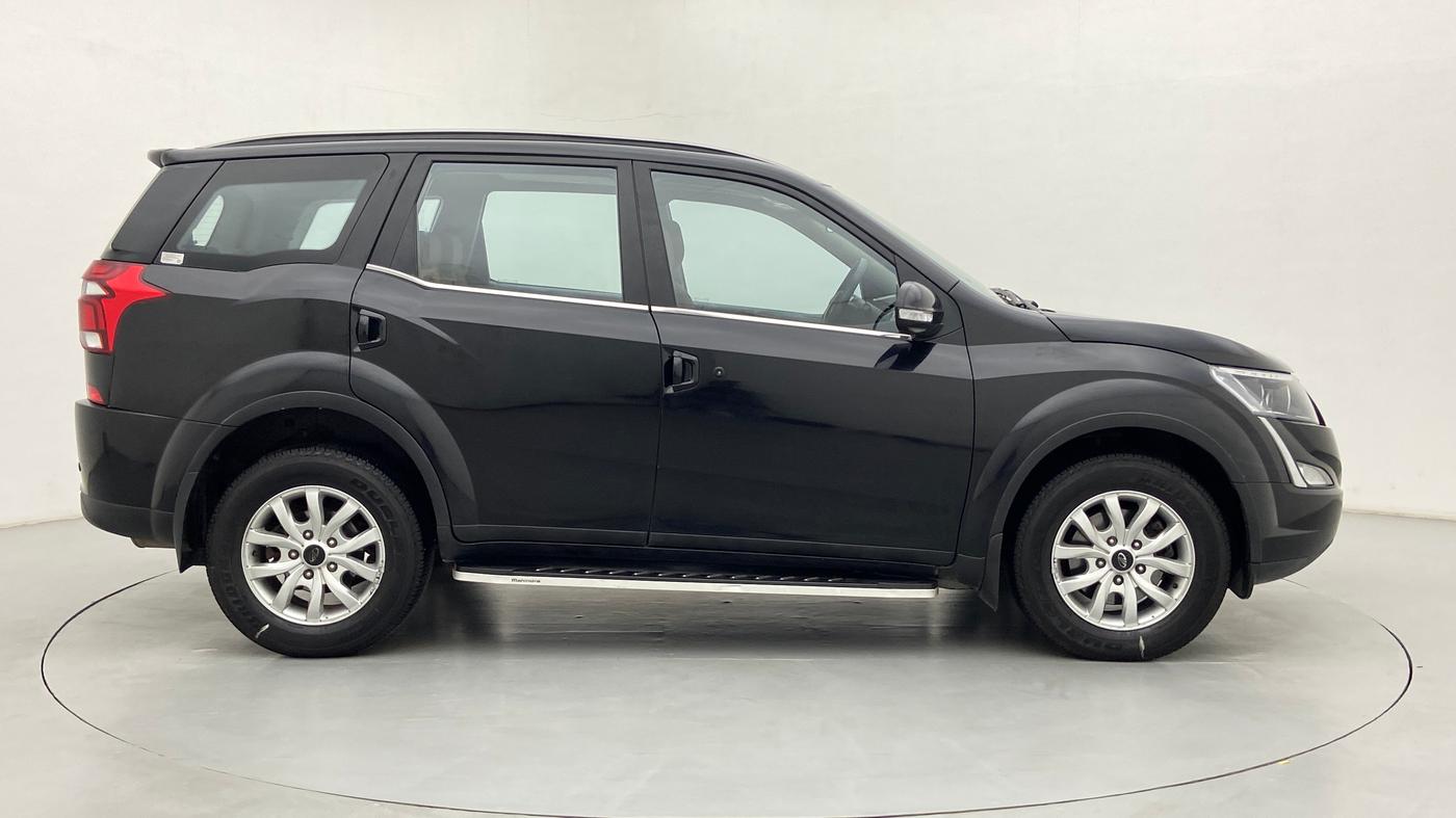 2021 Mahindra XUV500 W9, Diesel, Manual, 5,695 km, Right Side View