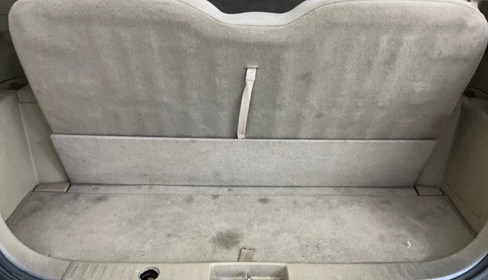 2014 Maruti Ertiga VXI, Petrol, Manual, 48,724 km, Boot Inside