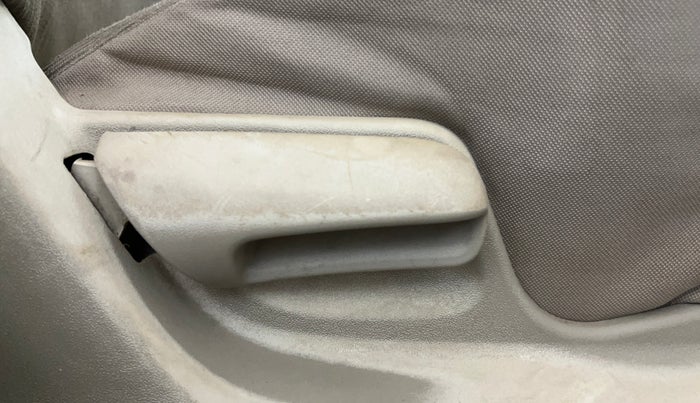 2014 Maruti Ertiga VXI, Petrol, Manual, 48,724 km, Driver Side Adjustment Panel