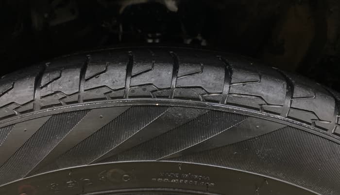 2021 Hyundai Creta SX 1.5 PETROL, Petrol, Manual, 56,971 km, Right Front Tyre Tread