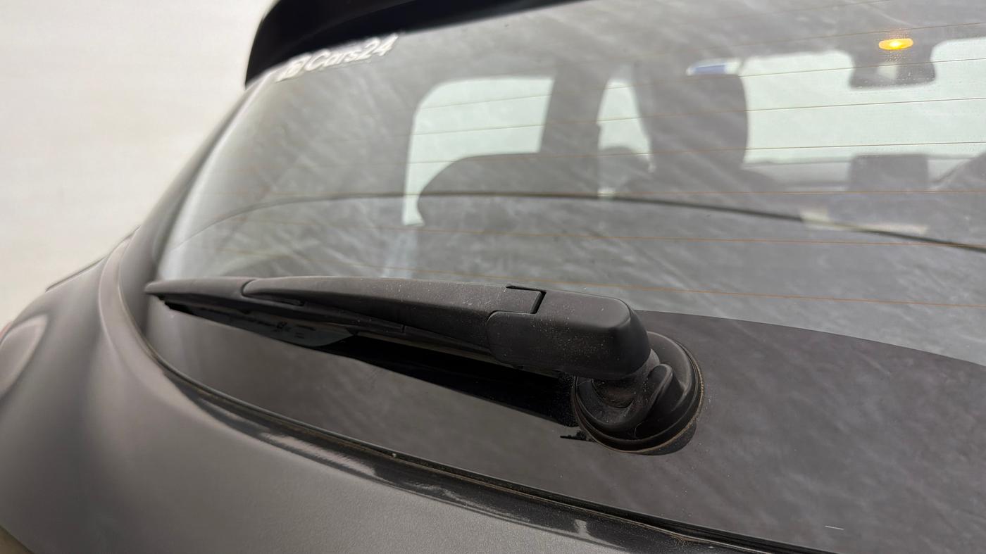 2022 Tata PUNCH CREATIVE  AMT, Petrol, Automatic, 28,835 km, Rear Wiper