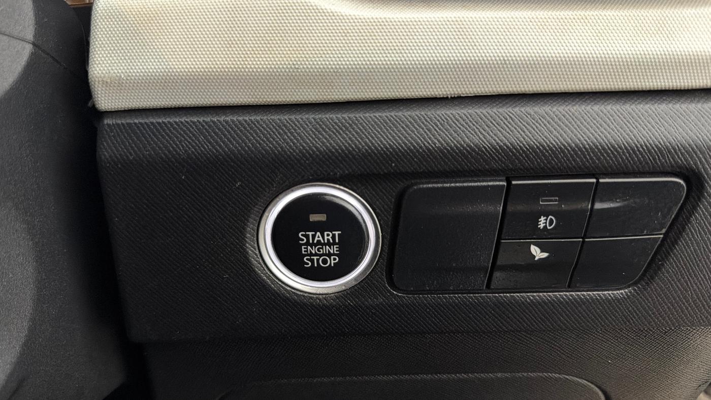 2022 Tata PUNCH CREATIVE  AMT, Petrol, Automatic, 28,835 km, Keyless Start/ Stop Button