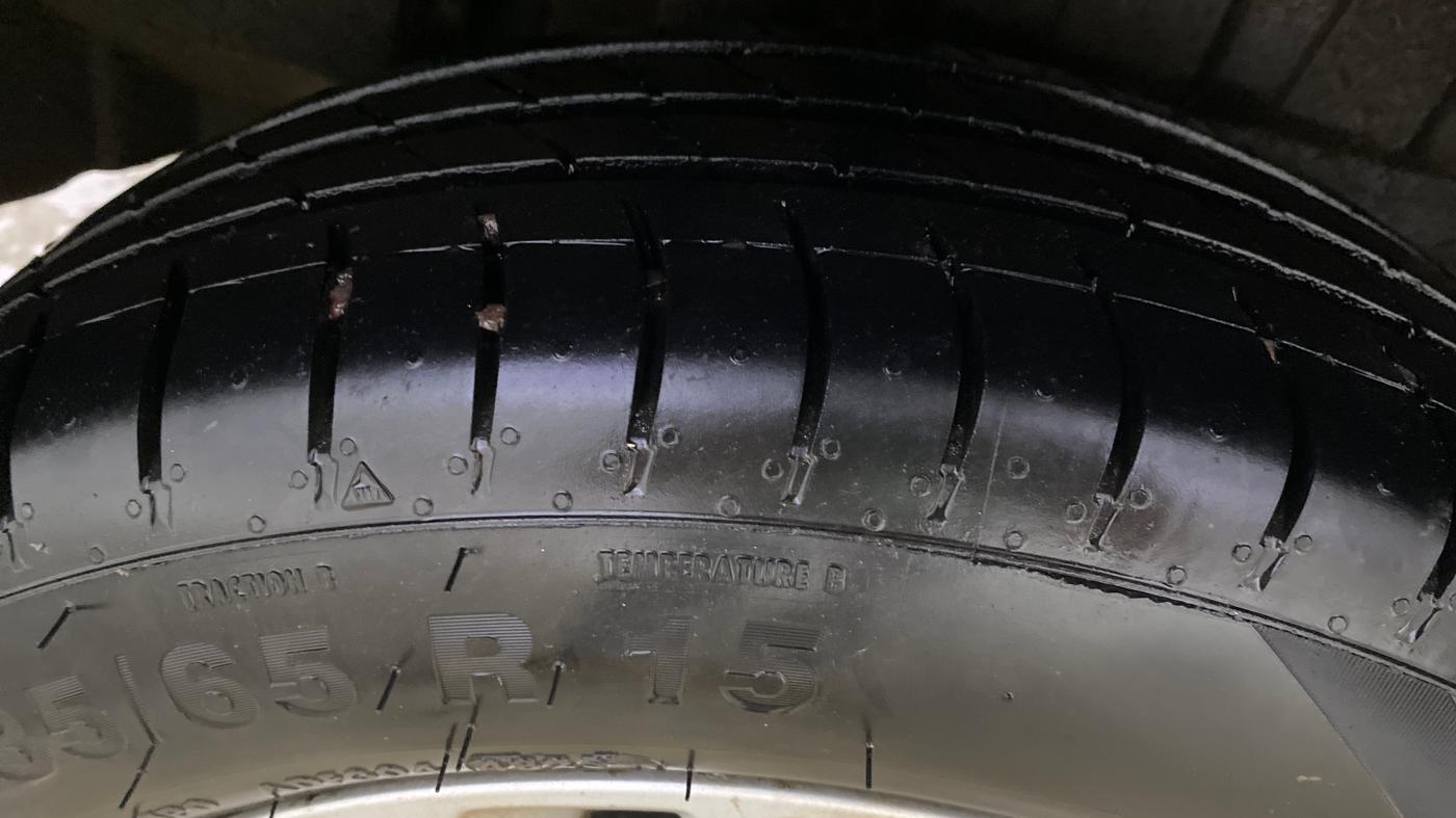 2022 Maruti Dzire ZXI AMT, Petrol, Automatic, 55,815 km, Right Rear Tyre Tread