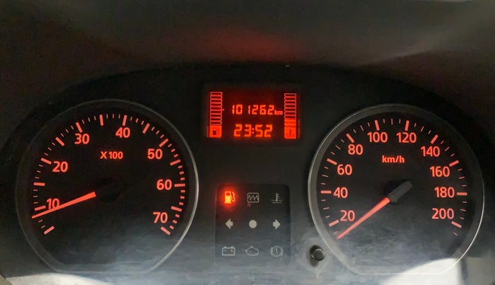 2013 Nissan Terrano XL (P), Petrol, Manual, 1,01,262 km, Odometer Image