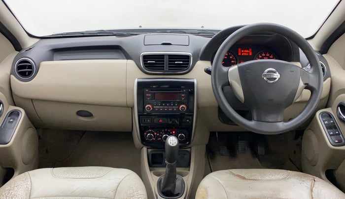 2013 Nissan Terrano XL (P), Petrol, Manual, 1,01,262 km, Dashboard