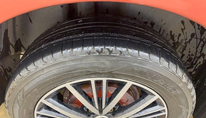 2019 Volkswagen Vento HIGHLINE DIESEL 1.5, Diesel, Manual, 1,33,655 km, Right Rear Tyre Tread