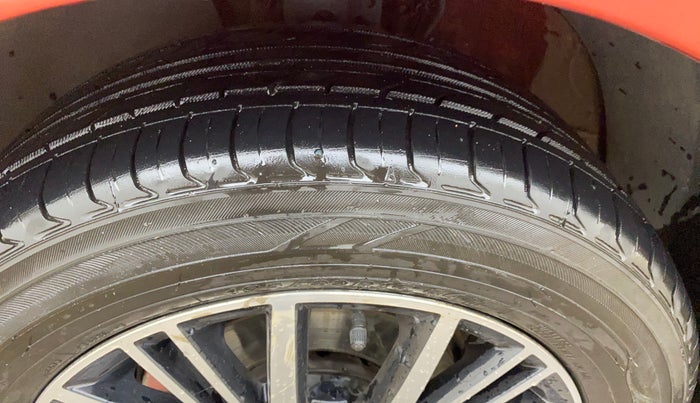 2019 Volkswagen Vento HIGHLINE DIESEL 1.5, Diesel, Manual, 1,33,655 km, Left Front Tyre Tread