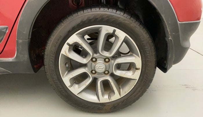 2017 Hyundai i20 Active 1.2 S, Petrol, Manual, 67,117 km, Left Rear Wheel