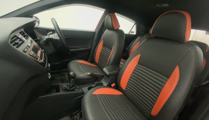 2017 Hyundai i20 Active 1.2 S, Petrol, Manual, 67,117 km, Right Side Front Door Cabin