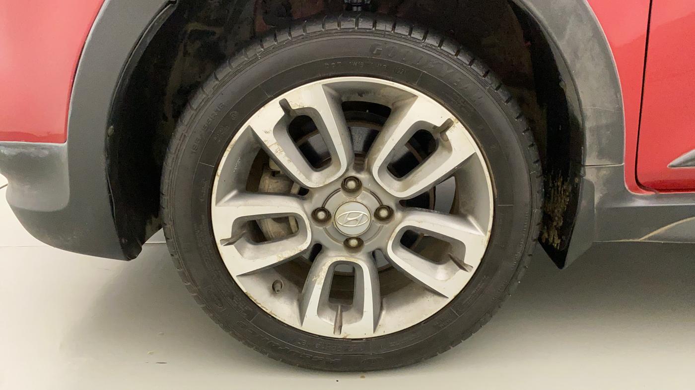 2017 Hyundai i20 Active 1.2 S, Petrol, Manual, 67,117 km, Left Front Wheel
