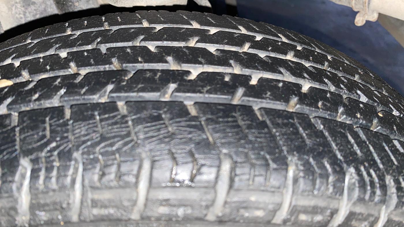 2015 Maruti Alto K10 VXI, Petrol, Manual, 47,222 km, Left Rear Tyre Tread